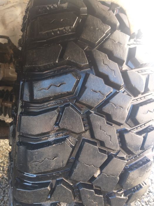 Vand roți 33 12.5 15 aproape noi