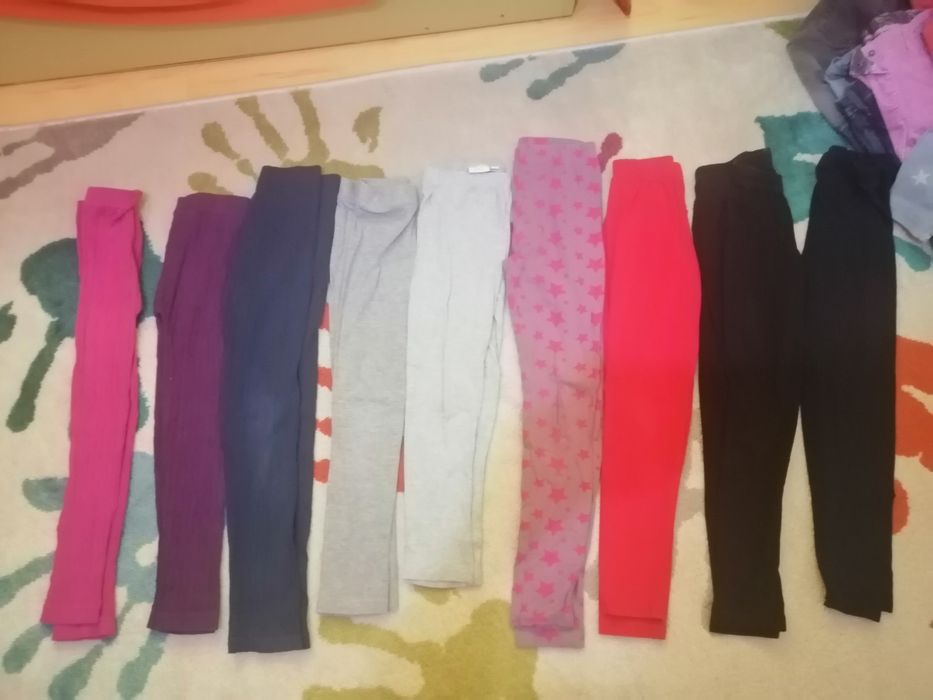 Дънки, клинове, долнища и екип за момиче.