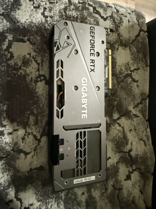 Gigabyte RTX 3070 Ti