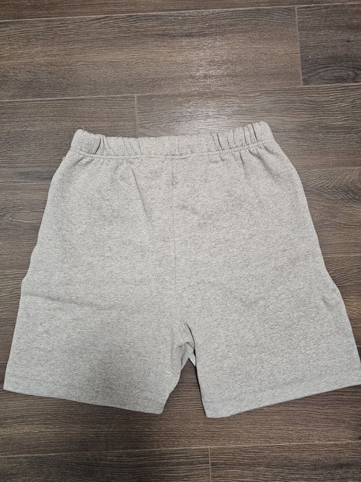 Pantaloni scurti Essentials