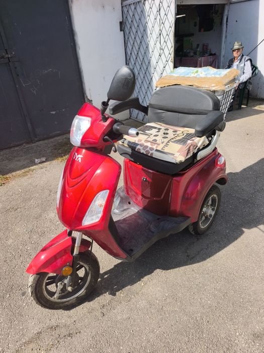 Triciclu Electric, fara permis, motor 1.000w, 50 Km autonomie