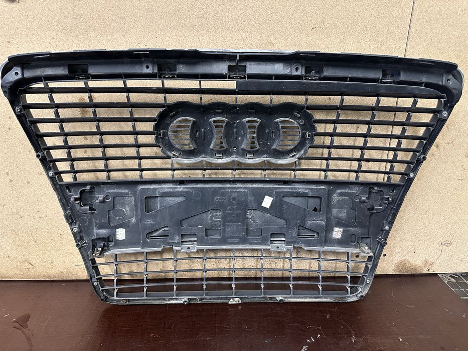 Решетка за Audi A6 4F