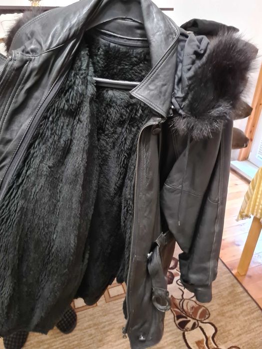 Дамско зимно кожено яке