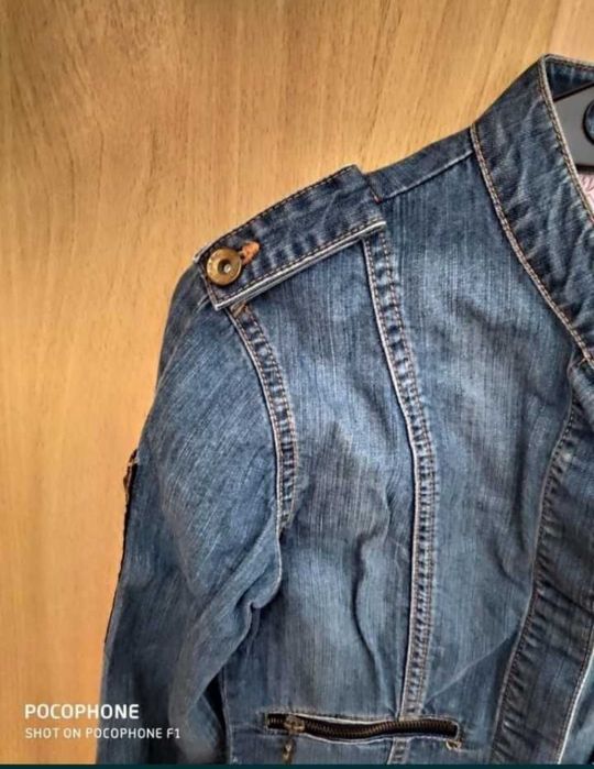 Джинсовая куртка на девочку