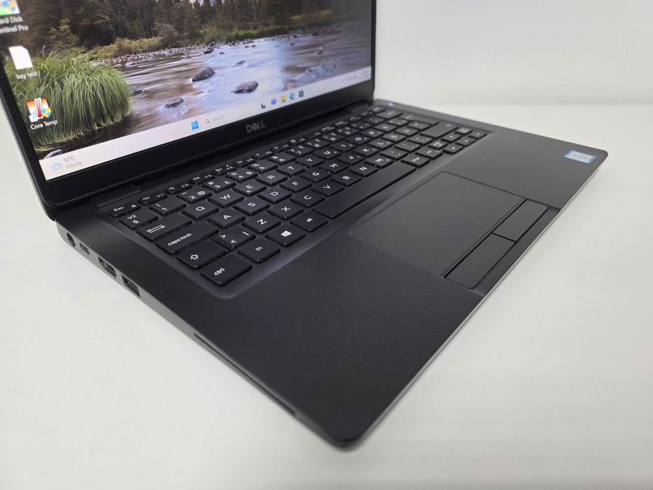 Laptop Dell 5300 i5-8250U 16gb ssd  13 FHD