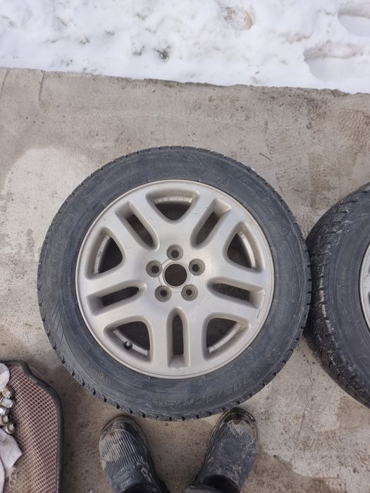 Продам диски с зимней резиной
