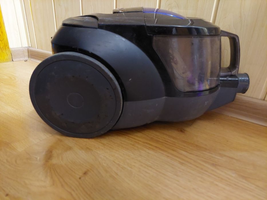 Продам пылисос    в