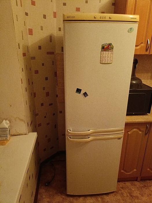 Даром холодильник