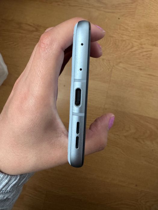 Moto razr 60 Swarovski