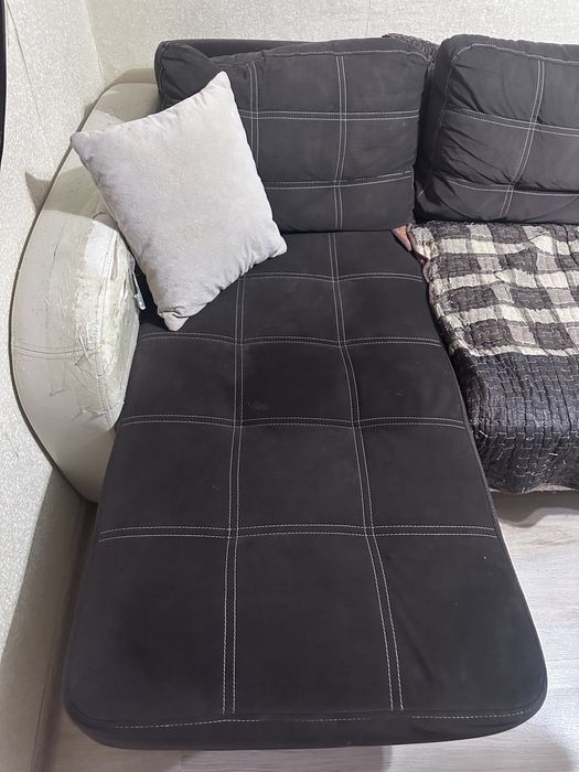 Продам 3 метровый диван с атаманкой б/у