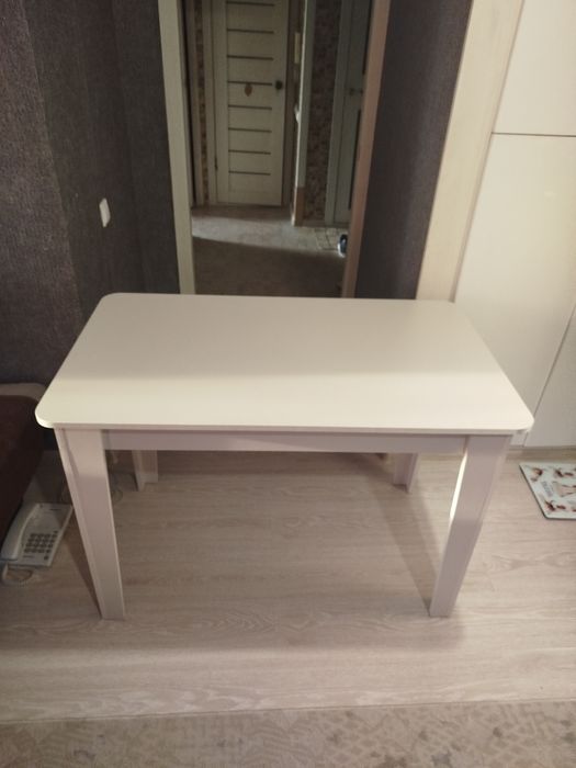 Стол обеденный новый