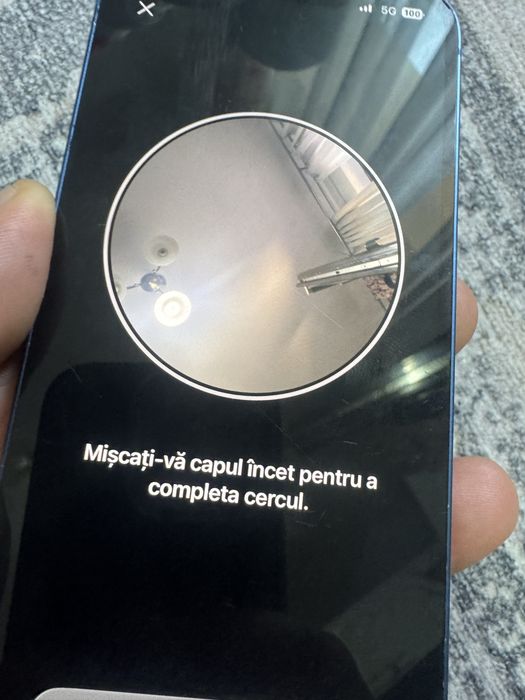 Iphone 13 de 128 gb orice retea , are zgarieturi