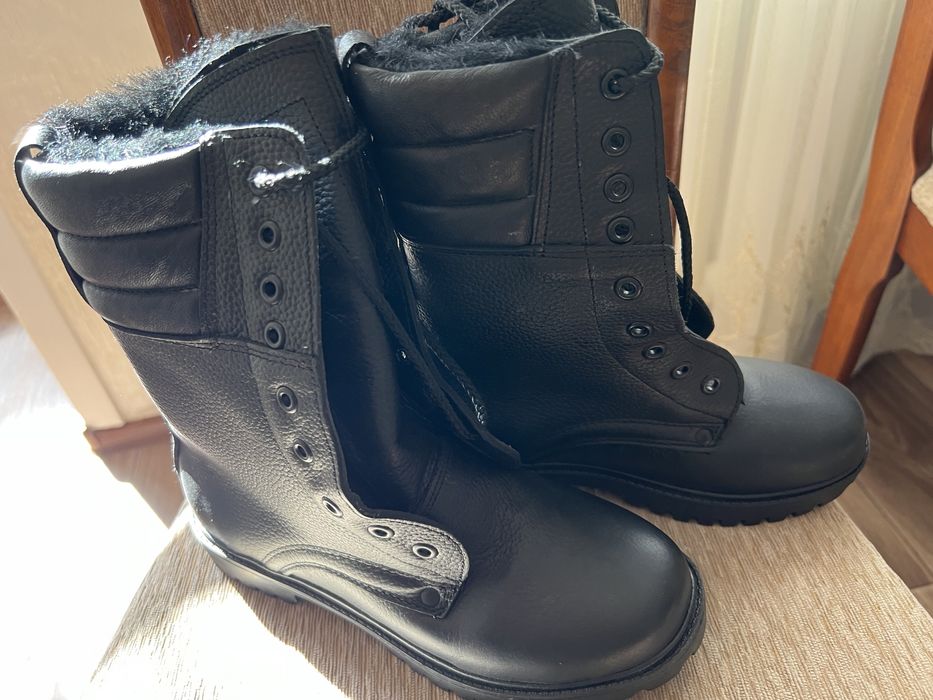 Продам женские бердцы