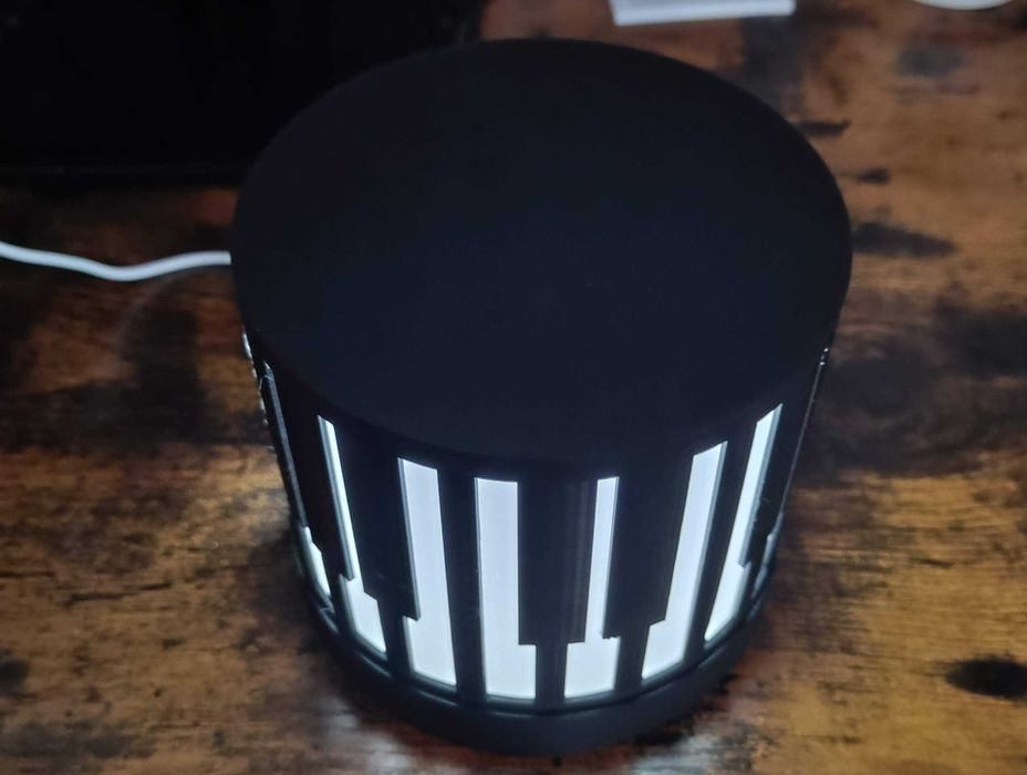 Lampă de veghe - pian