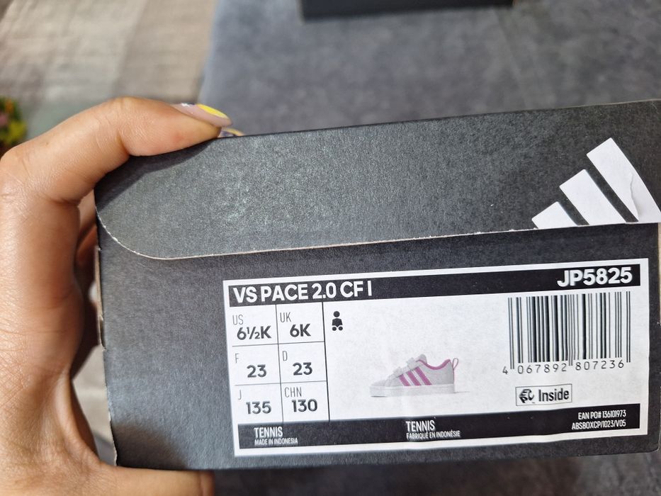 Детски маратонки адидас размер 23