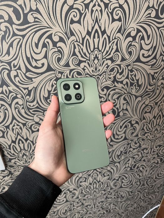 Продам HONOR X6B