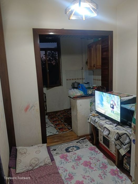 Чиланзар-19 кв 2/4/5.58м2 Срочно Продам квартиру срочно