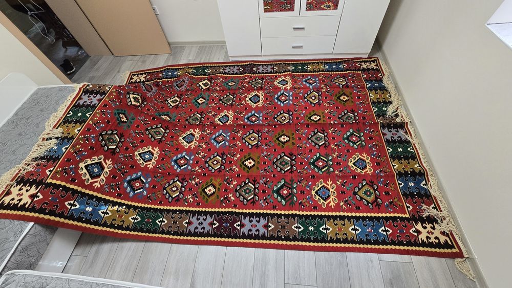 Ръчно изработен Чипровски килим - модел "116", 6 кв.м, 2 броя