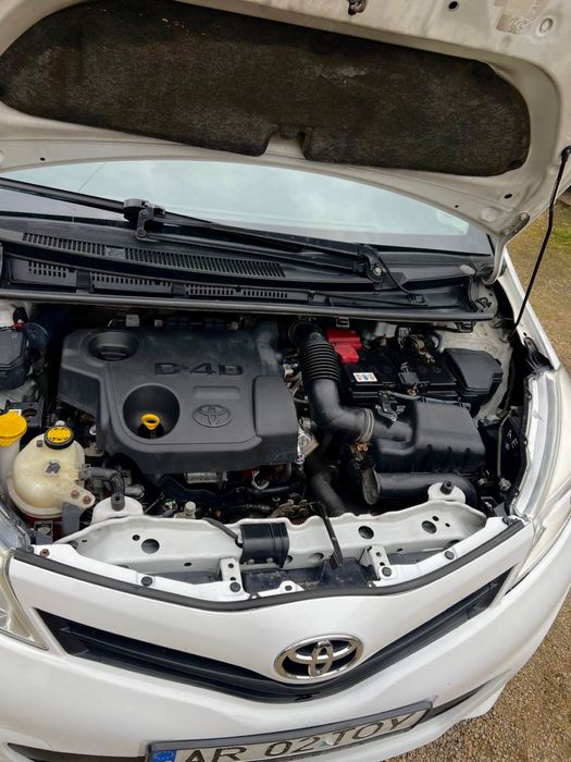 Vand Toyota Yaris 1.4 diesel an 2013