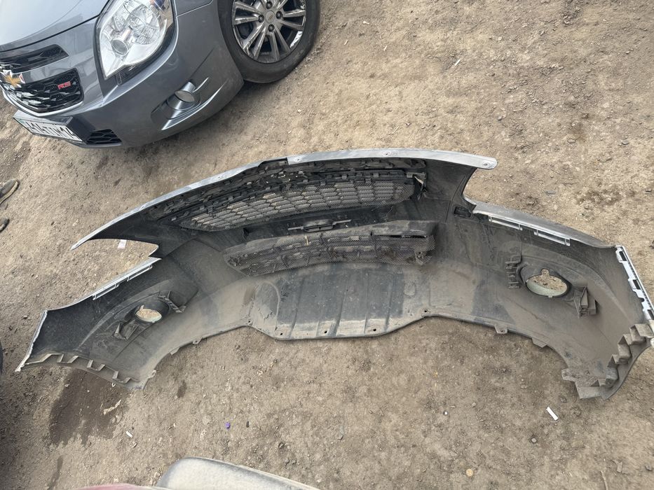 Продам бампер кобальт серый металлик