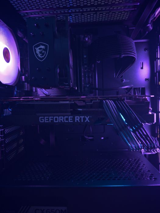 Топ Геймърски с RTX  3080 / 14400 / 32GB RAM