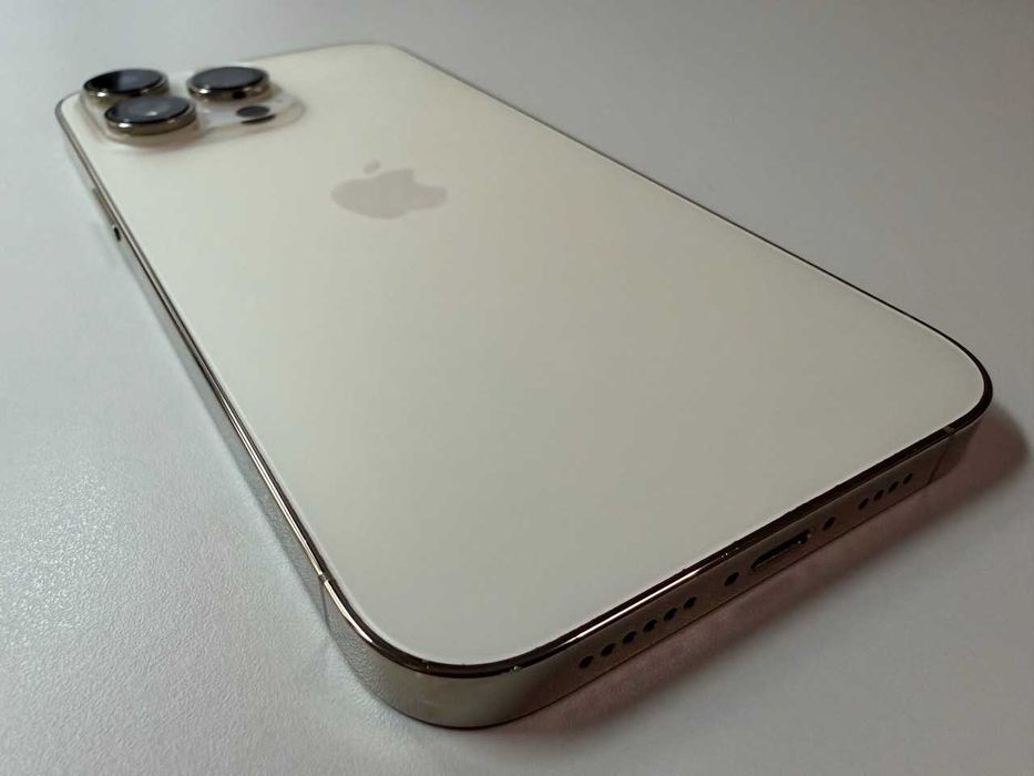  Apple / iPhone 14 Pro Max 128 Gb / Gold