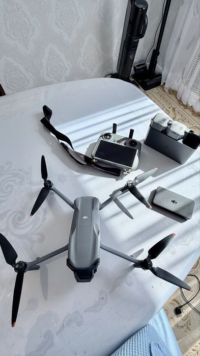 Дрон DJI AIR3S - продвинутый дрон.