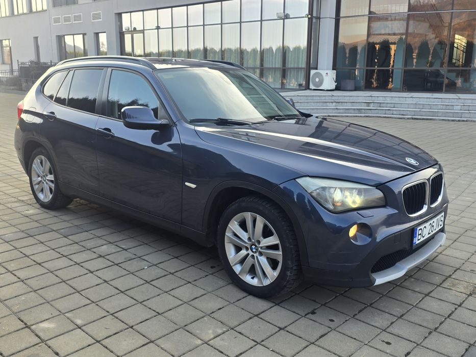 Vând BMW X1 X Drive