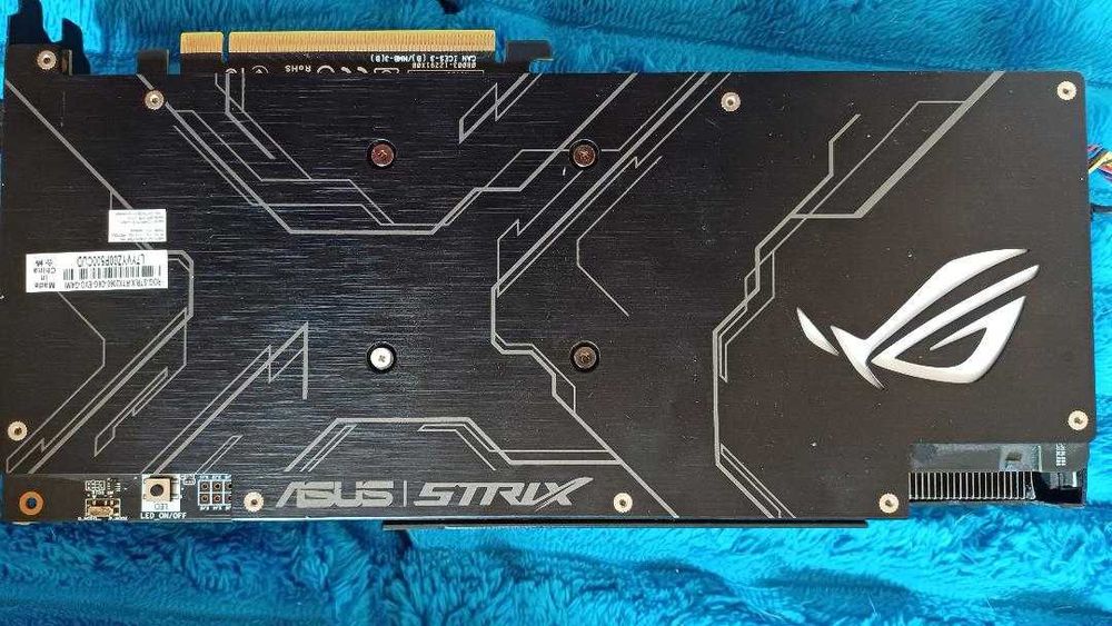 Vand Asus Rog Strix Oc Evo Gaming RTX 2060 Tri slot Strix
