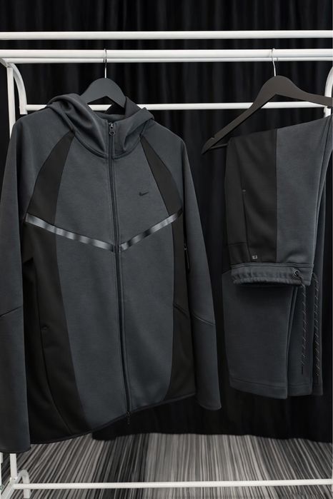 Trening Nike Tech , model nou - marimi s-xxl