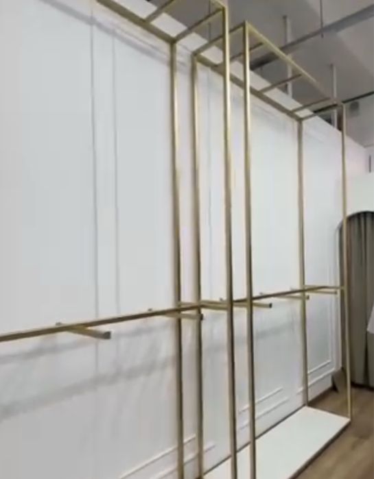 Лофт стильдегі киім ілгіштер