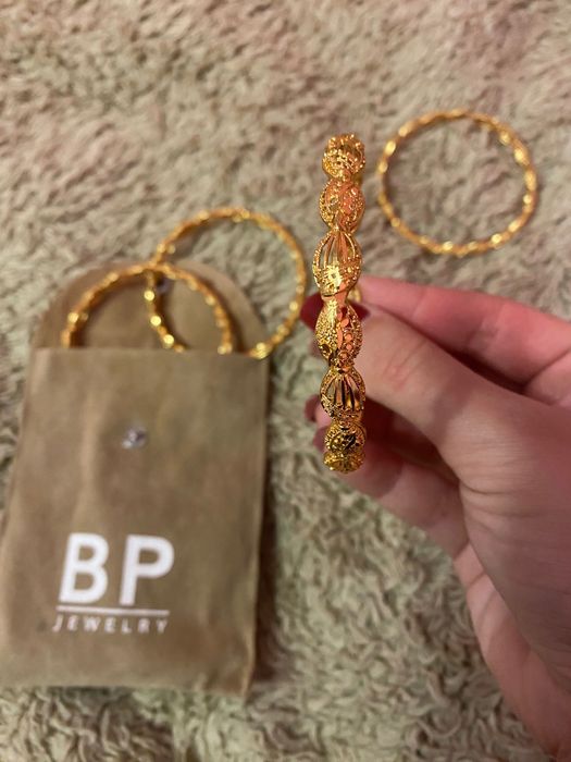 Гривни Berna Peci Jewelry