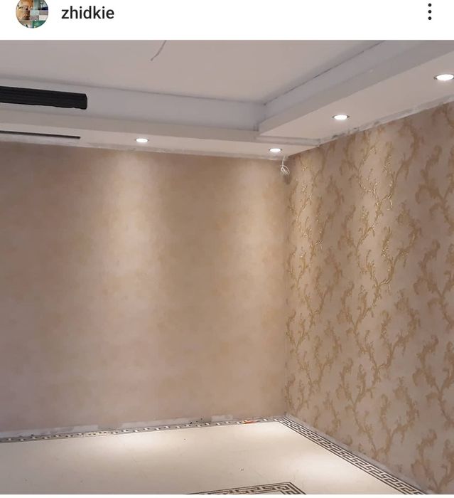 Клеим обои,мелкосрочный ремонт