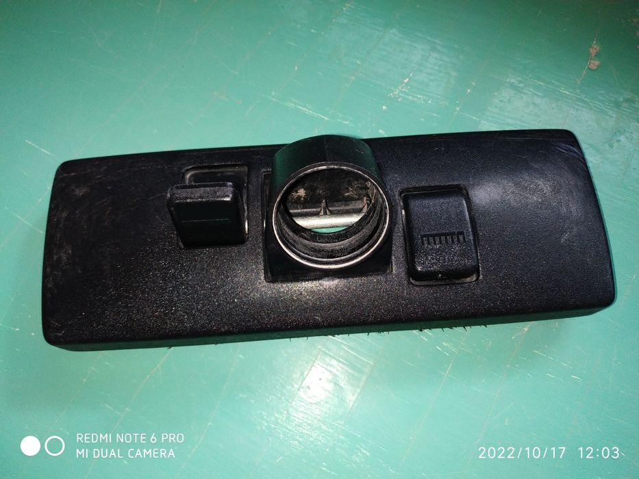 Щётка от Пылесоса