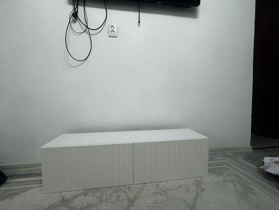 Шкафчик под телевизор