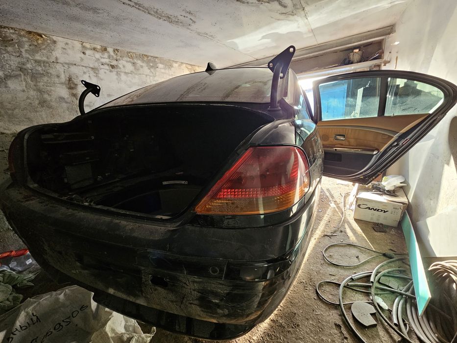 Бмв 740 дизель  на разбор