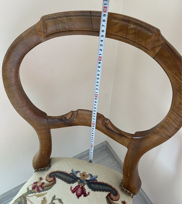 Бароков стол с гоблен