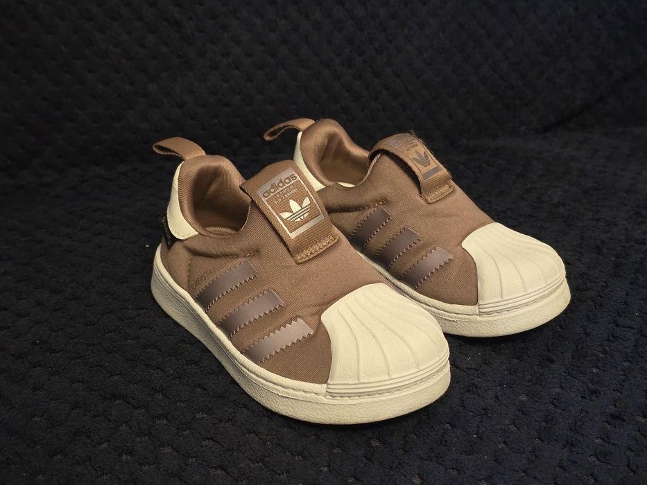 Adidasi copii Adidas,marimea 23
