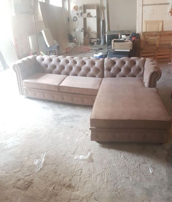 Canapea Chesterfield