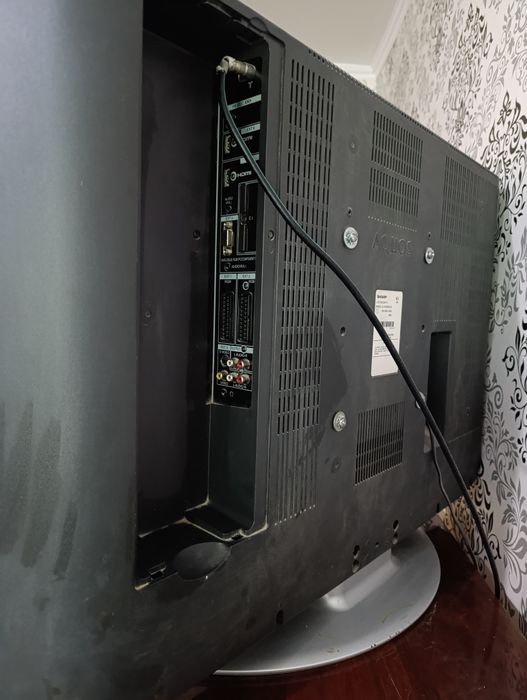 Телевизор Шарп диагональ 37