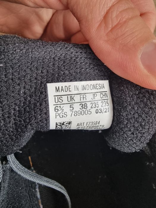 Маратонки Адидас