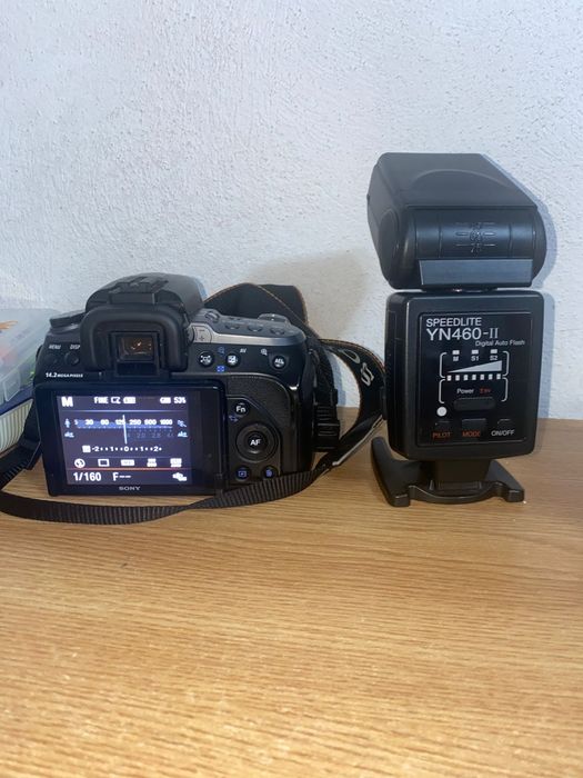Aparat Foto SONY a550 + 7 obiective și blitz