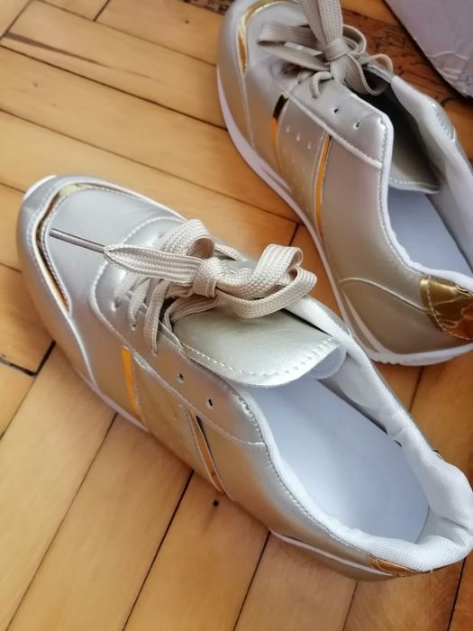 Дамски маратонки