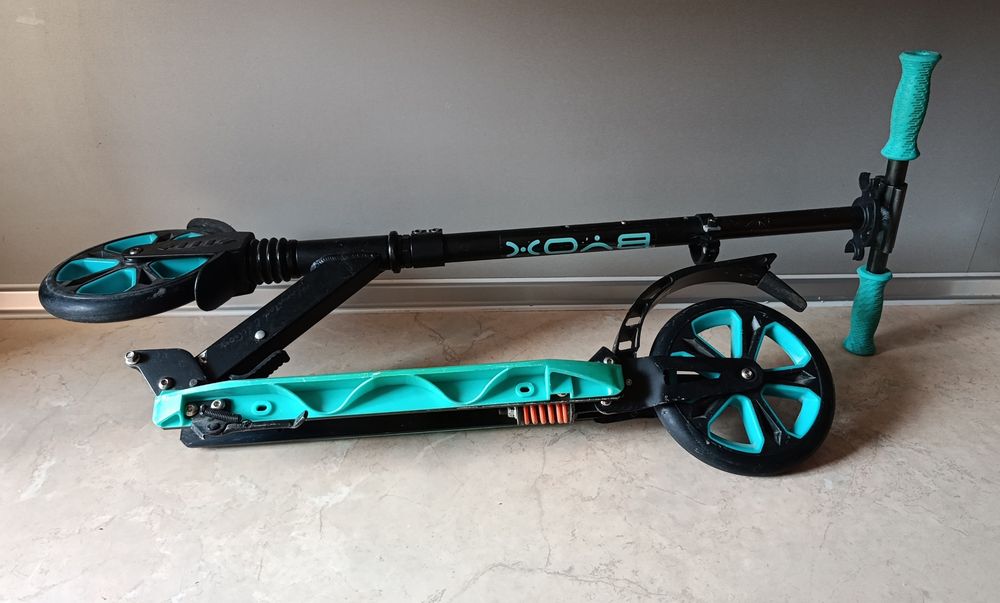 Тротинетка BYOX .
