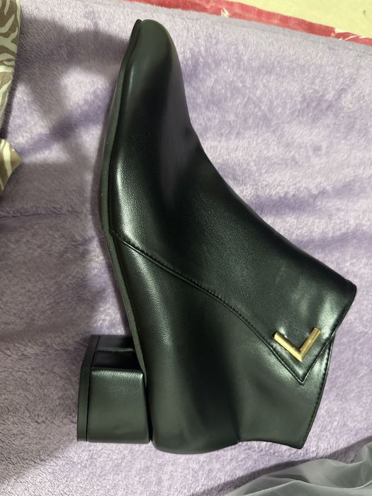 Cizme scurte pentru femei