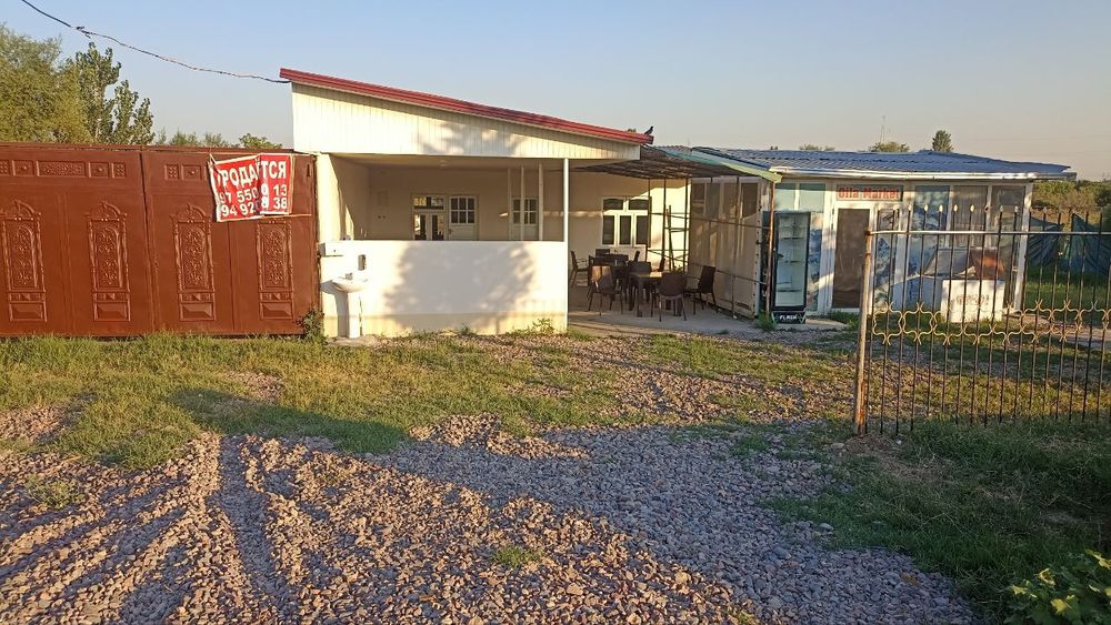 Hovli sotiladi 5 sotix