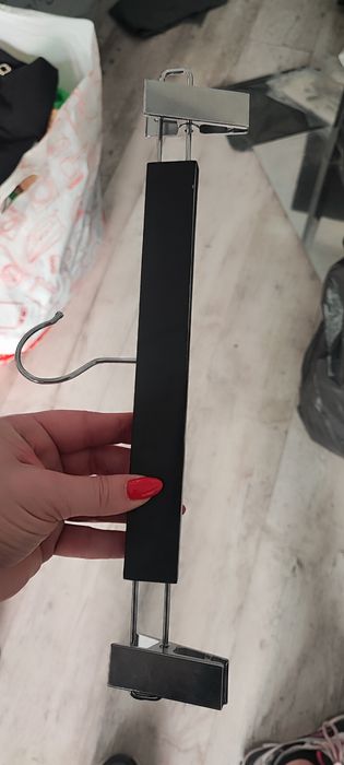 Дървени закачалки -щипки