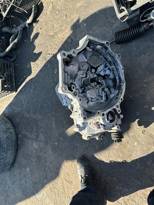 Мазда автозапчасти 626