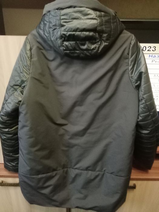 Продам куртки.Осень,зима.