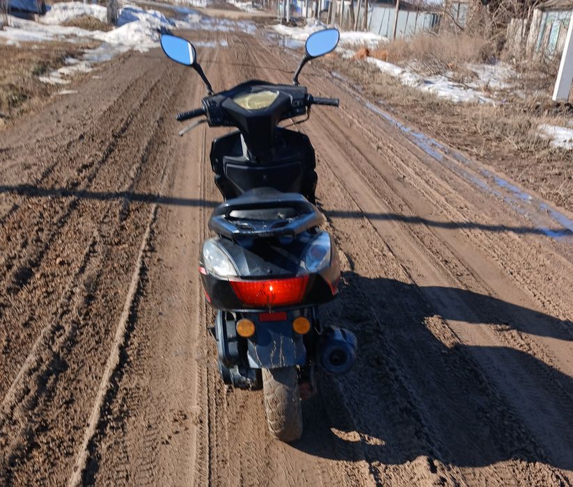 Продам скутер  .